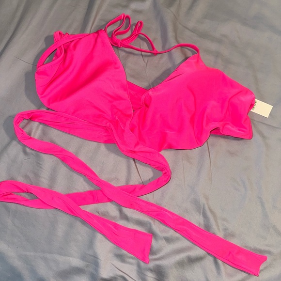 NWT Aerie wrap bikini top - Picture 1 of 4